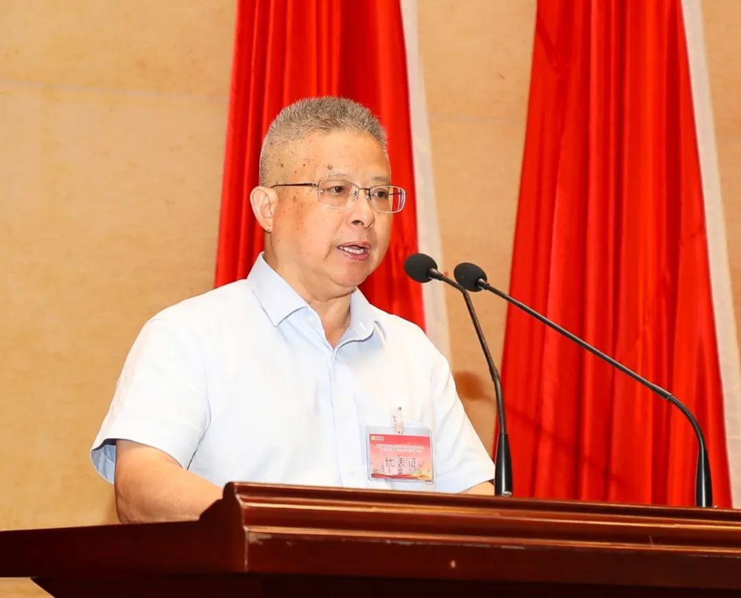 1714116366718677.jpg 海南矿业召开第四届职工代表大会第一次会议3.jpg